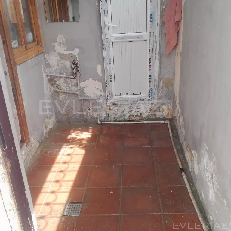 Satılır, həyət evi/villa