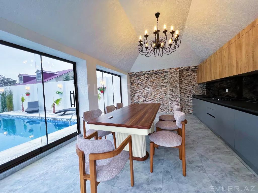 Satılır, həyət evi/villa
