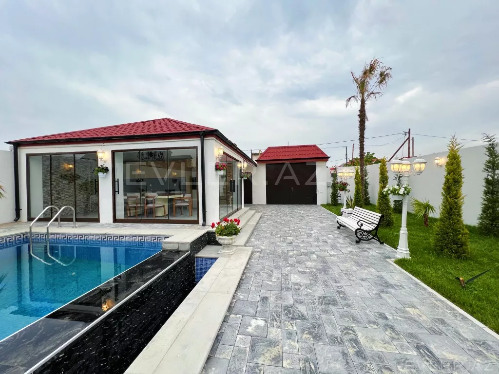 Satılır, həyət evi/villa