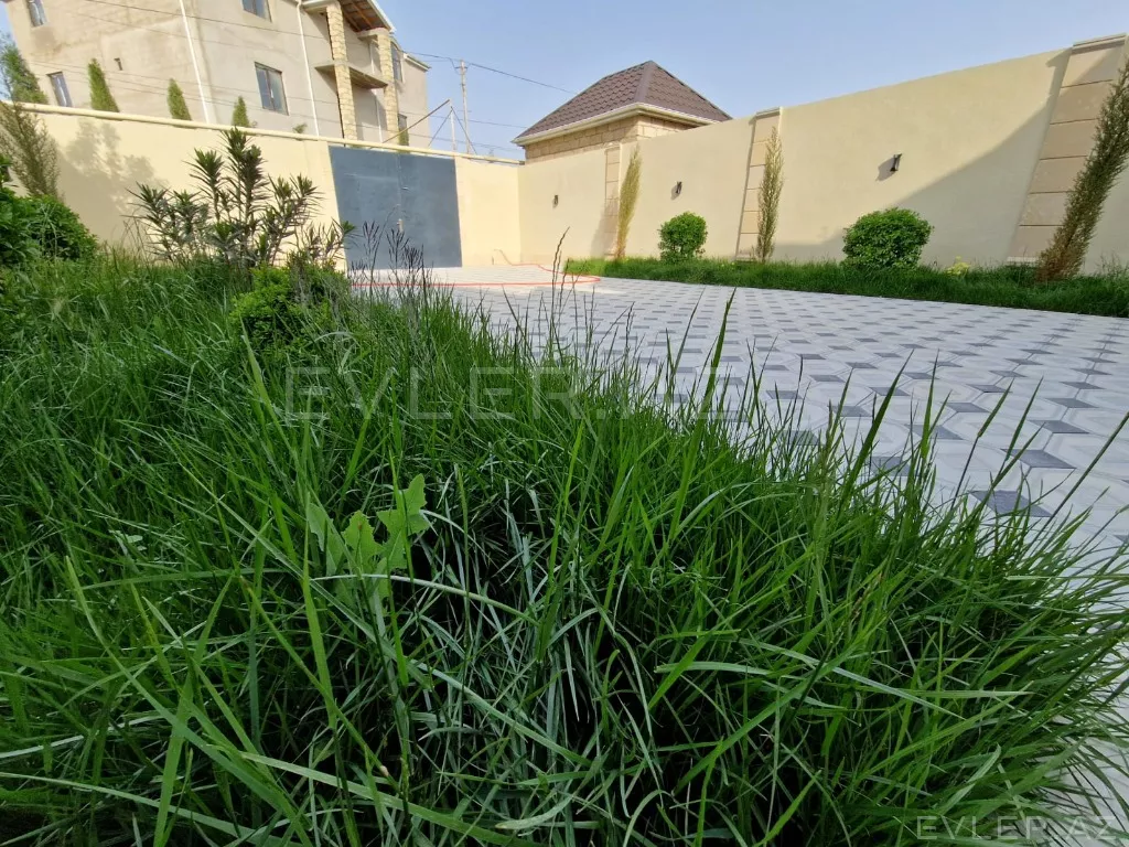 Satılır, həyət evi/villa
