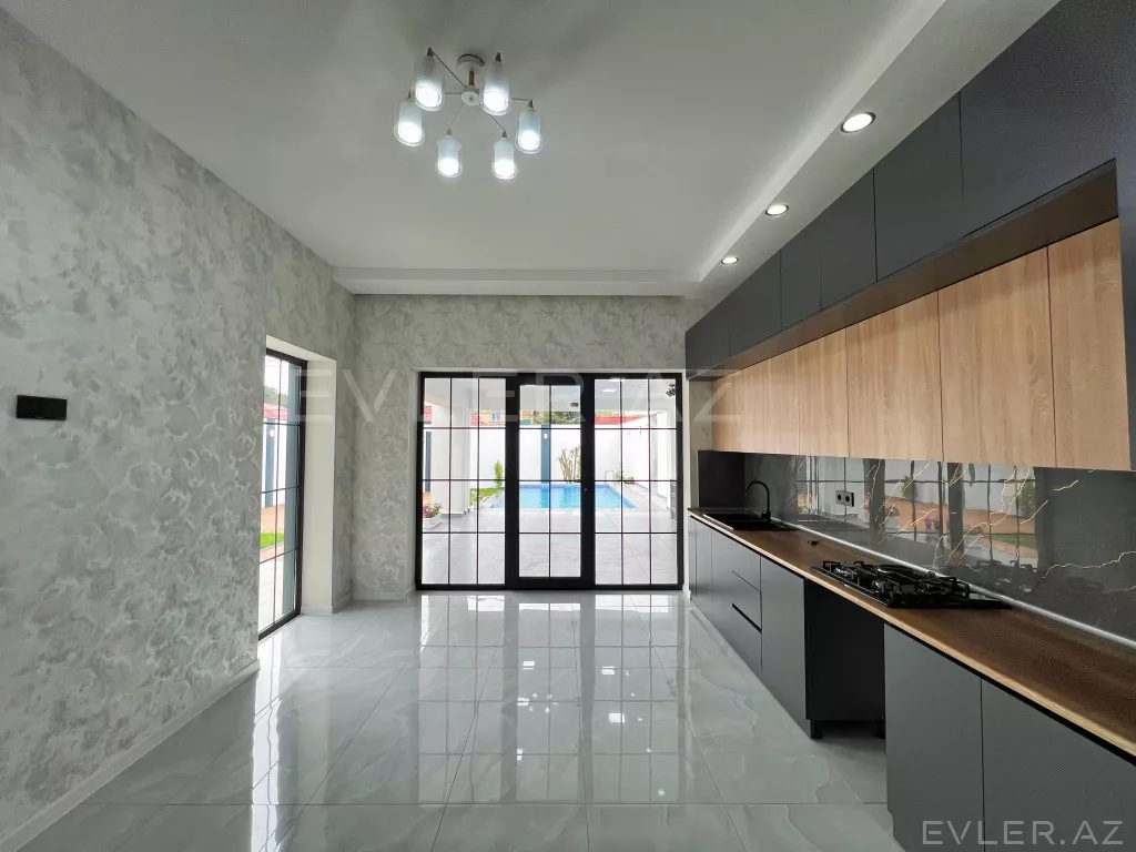 Satılır, həyət evi/villa