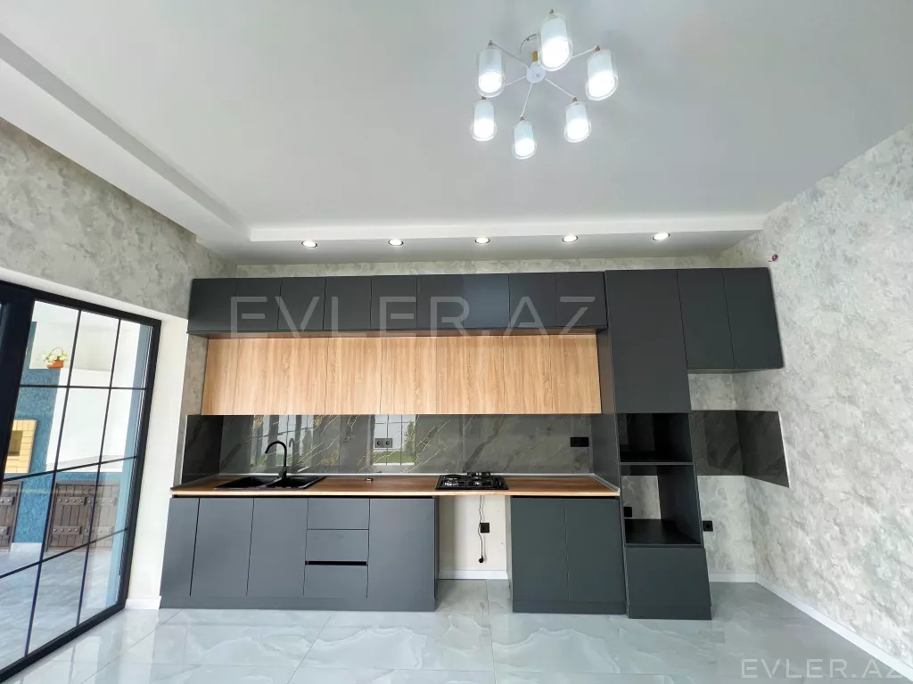 Satılır, həyət evi/villa