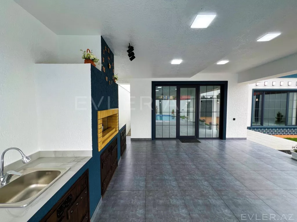 Satılır, həyət evi/villa