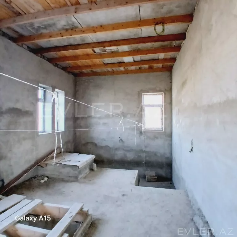 Satılır, həyət evi/villa