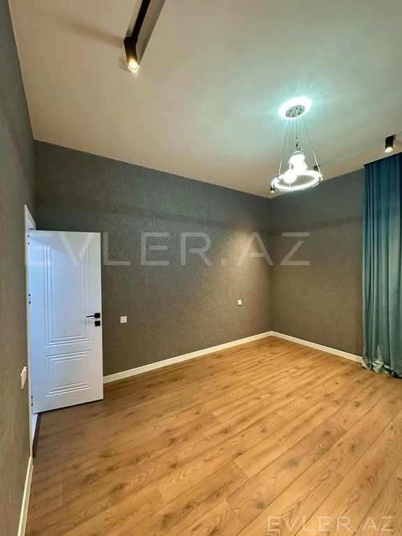 Satılır, həyət evi/villa