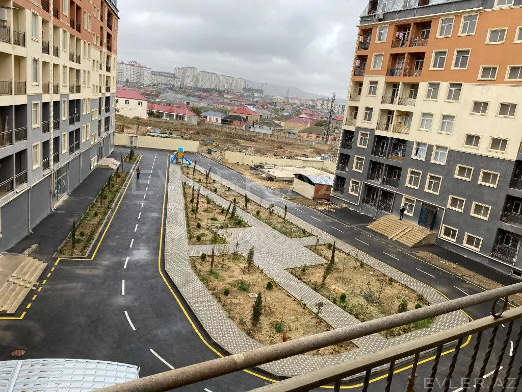 Satılır, yeni tikili