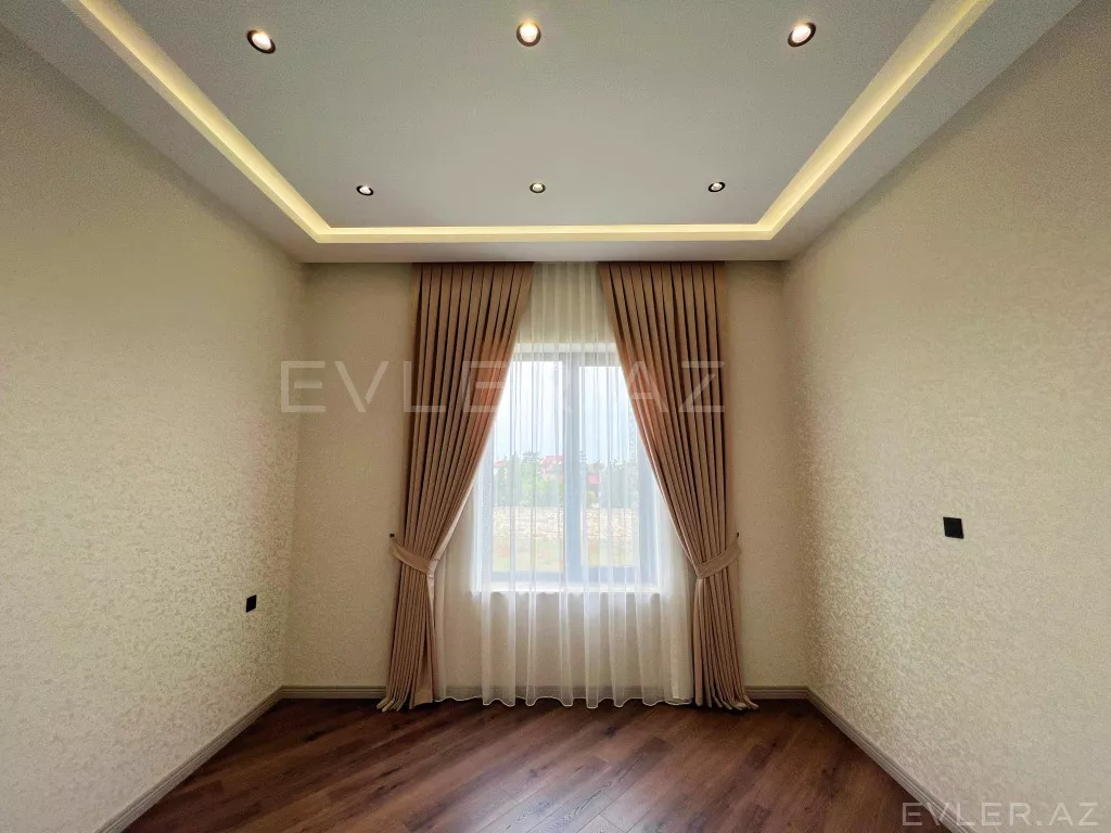 Satılır, həyət evi/villa