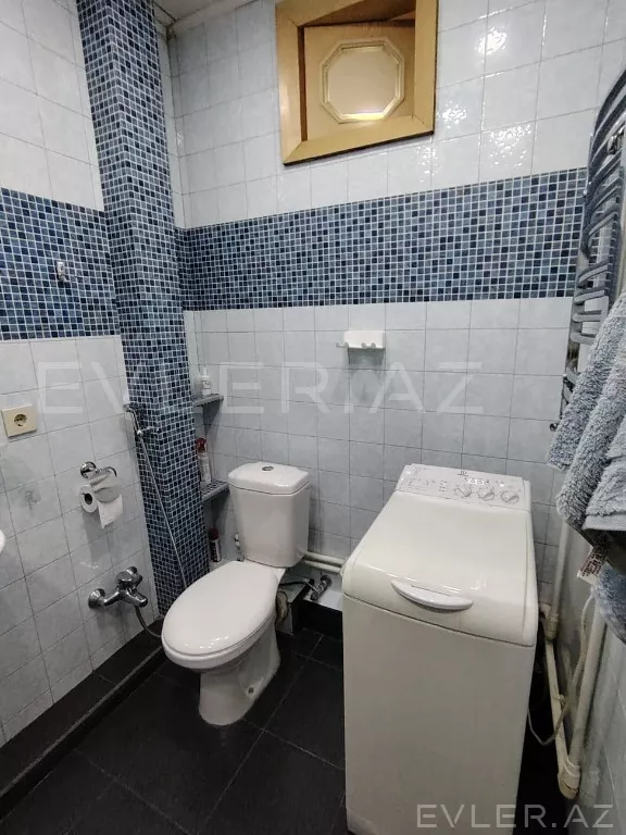 Aylıq, köhnə tikili