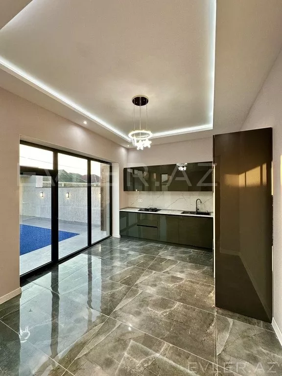 Satılır, həyət evi/villa