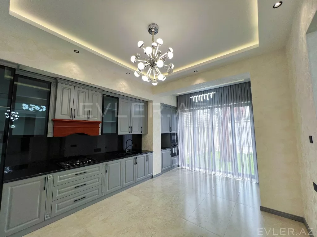 Satılır, həyət evi/villa