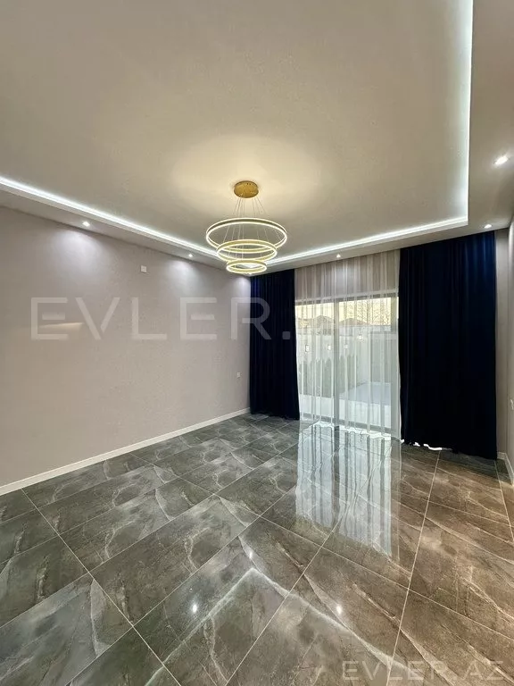 Satılır, həyət evi/villa