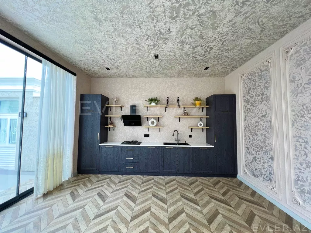 Satılır, həyət evi/villa