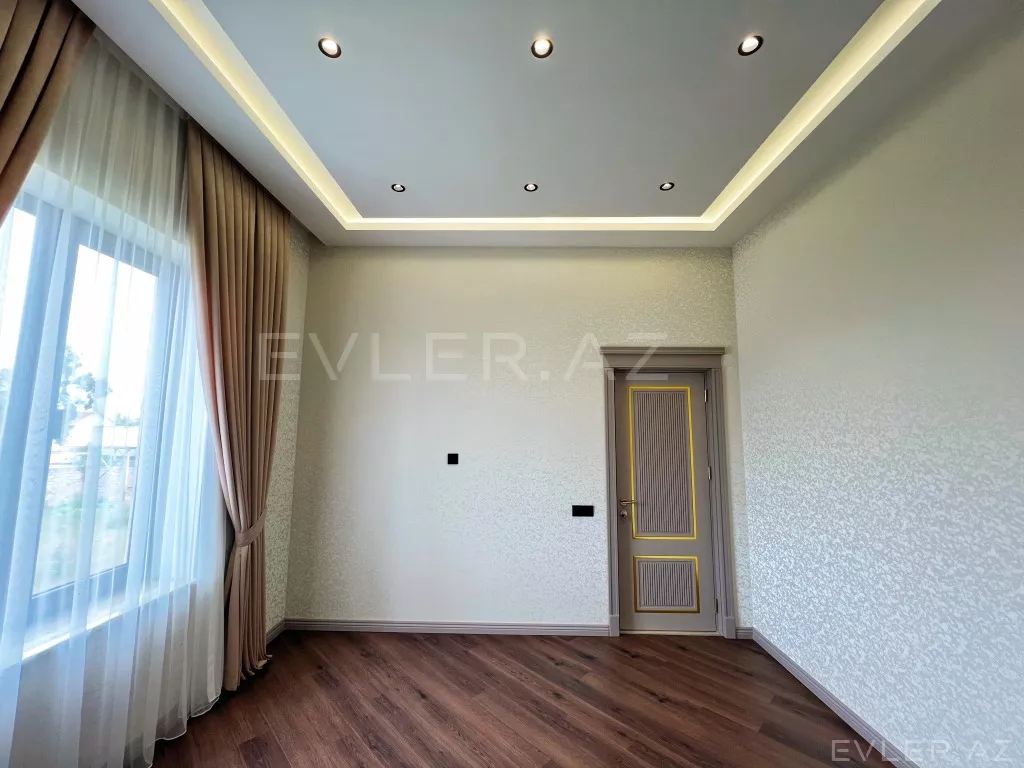 Satılır, həyət evi/villa