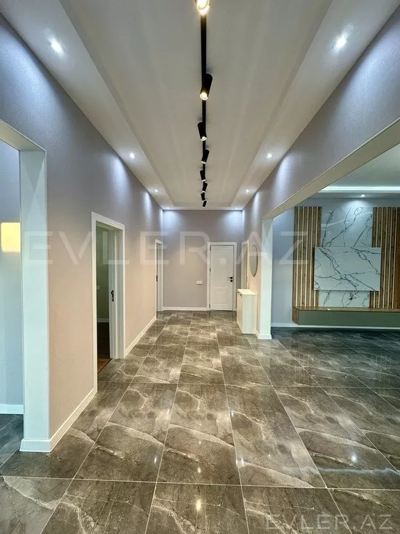Satılır, həyət evi/villa