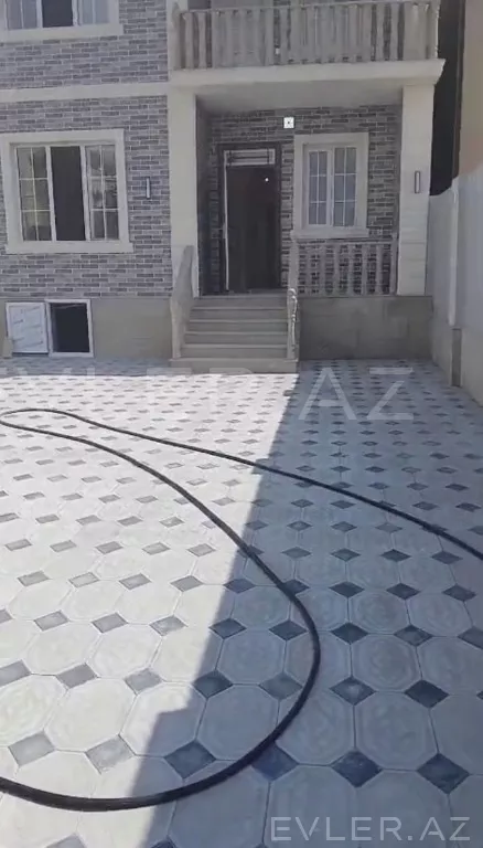 Satılır, həyət evi/villa