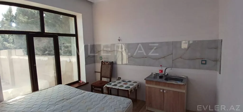 Satılır, həyət evi/villa