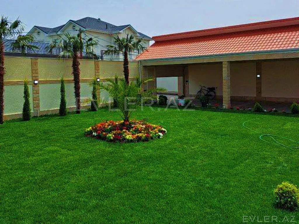 Satılır, həyət evi/villa