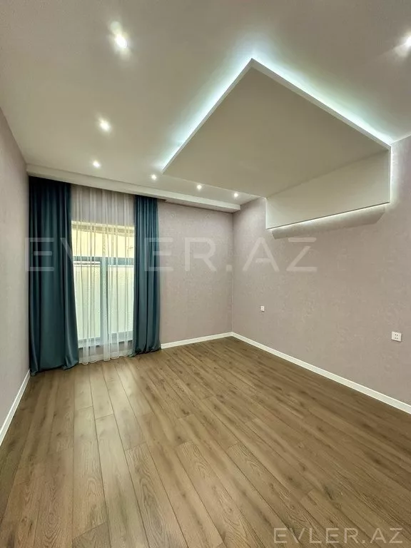 Satılır, həyət evi/villa