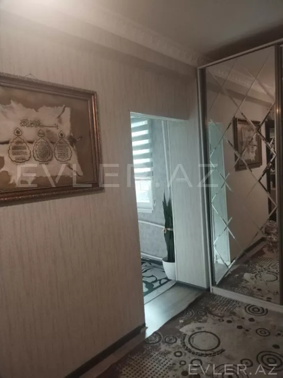 Satılır, köhnə tikili