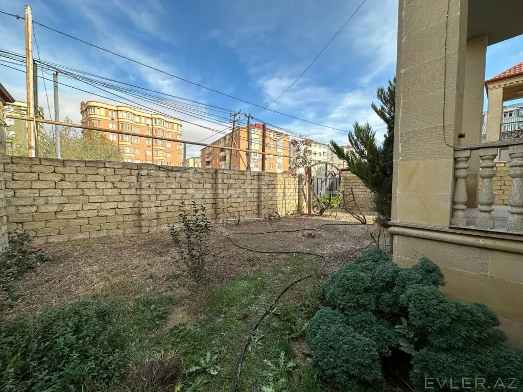 Satılır, həyət evi/villa