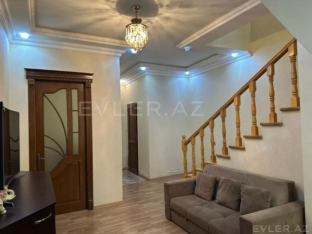Satılır, həyət evi/villa