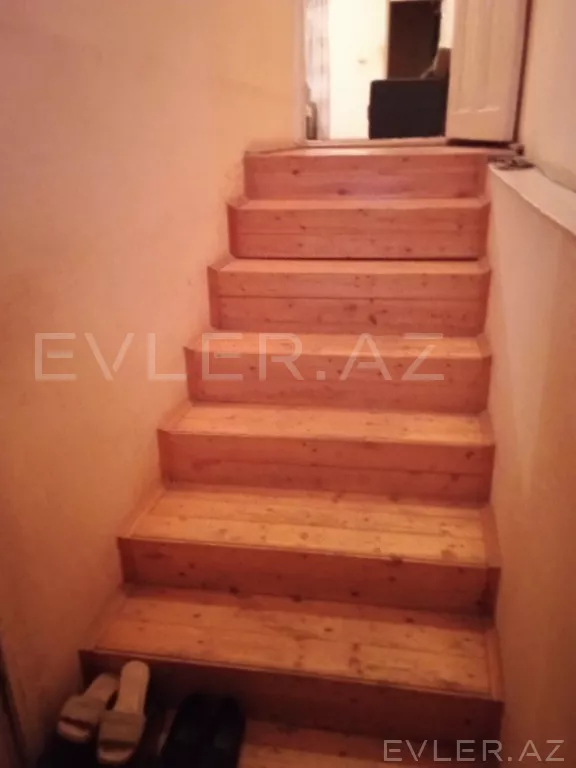 Satılır, həyət evi/villa