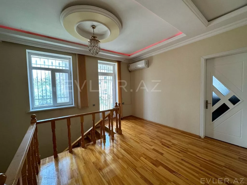 Satılır, həyət evi/villa