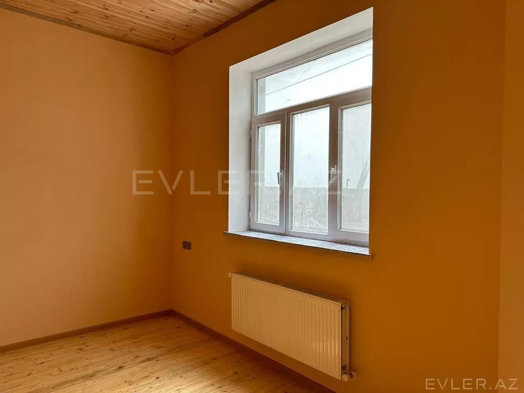 Satılır, həyət evi/villa