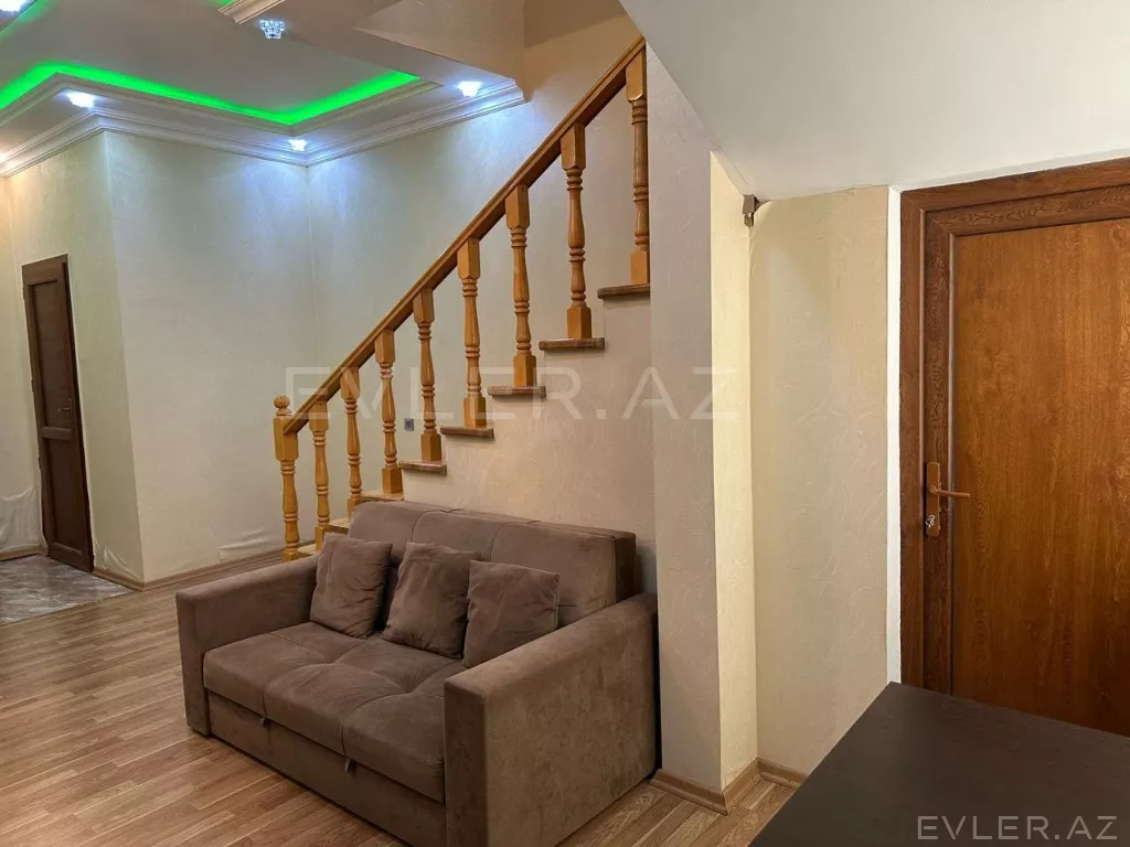 Satılır, həyət evi/villa