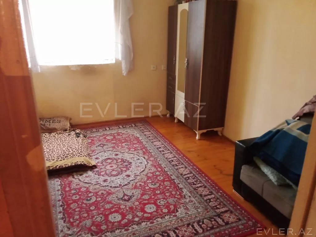 Satılır, həyət evi/villa