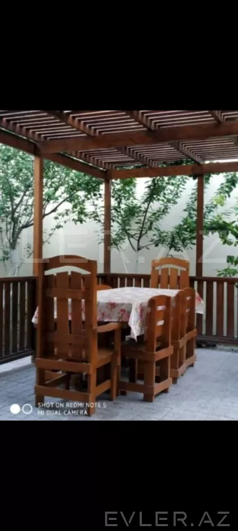 Satılır, həyət evi/villa