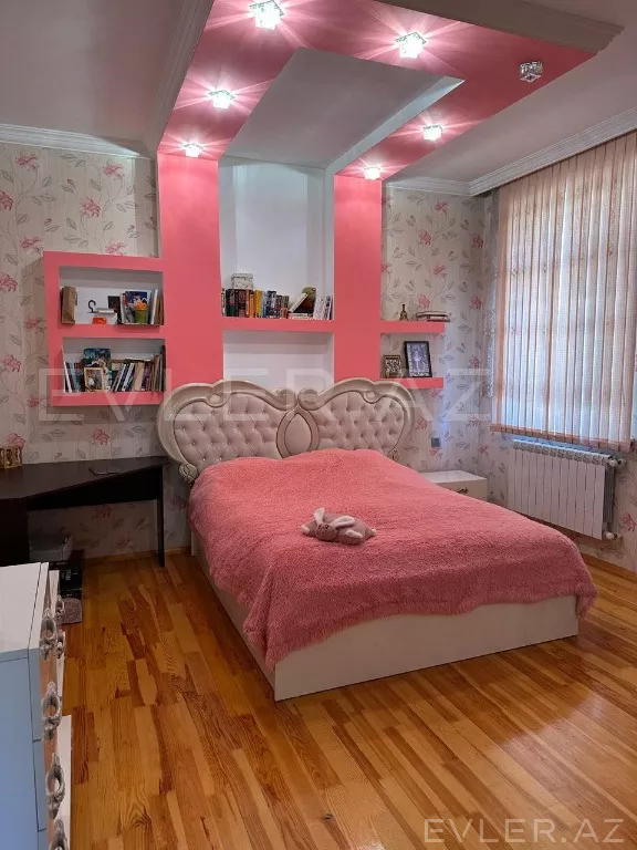 Satılır, həyət evi/villa