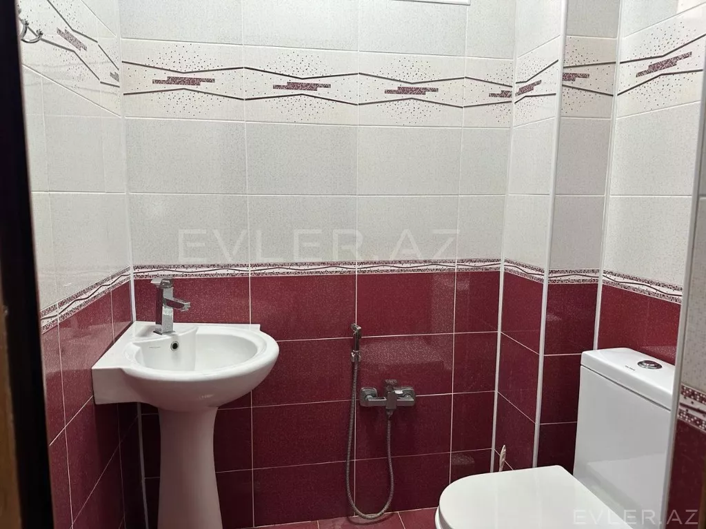 Satılır, həyət evi/villa