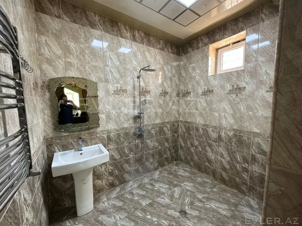 Satılır, həyət evi/villa