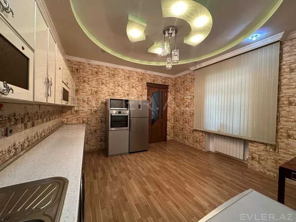 Satılır, həyət evi/villa
