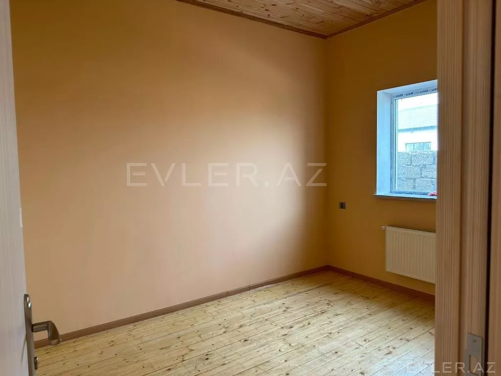 Satılır, həyət evi/villa