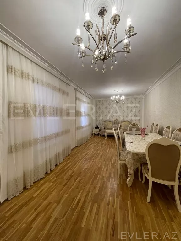 Satılır, həyət evi/villa