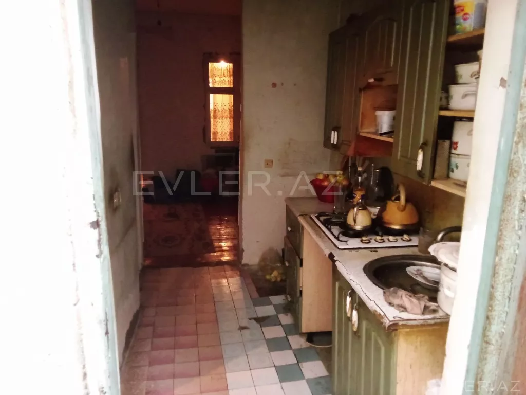 Satılır, həyət evi/villa