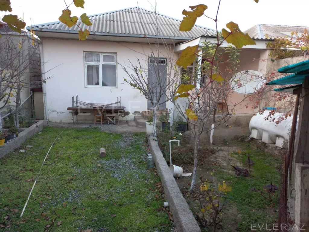 Satılır, həyət evi/villa