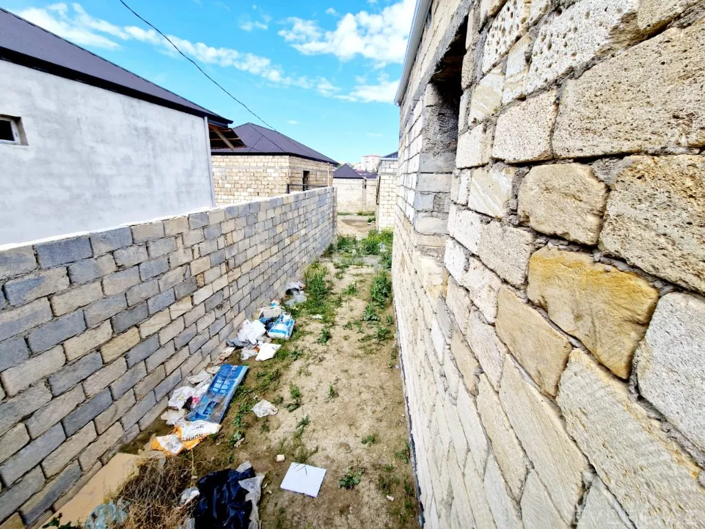Satılır, həyət evi/villa