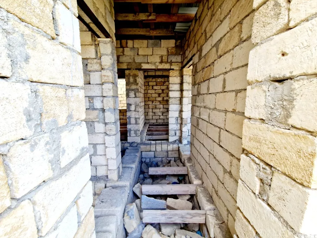 Satılır, həyət evi/villa