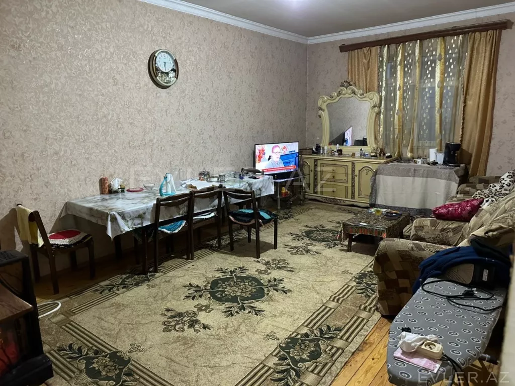 Satılır, həyət evi/villa