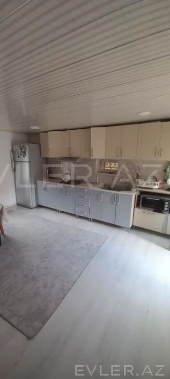 Satılır, həyət evi/villa