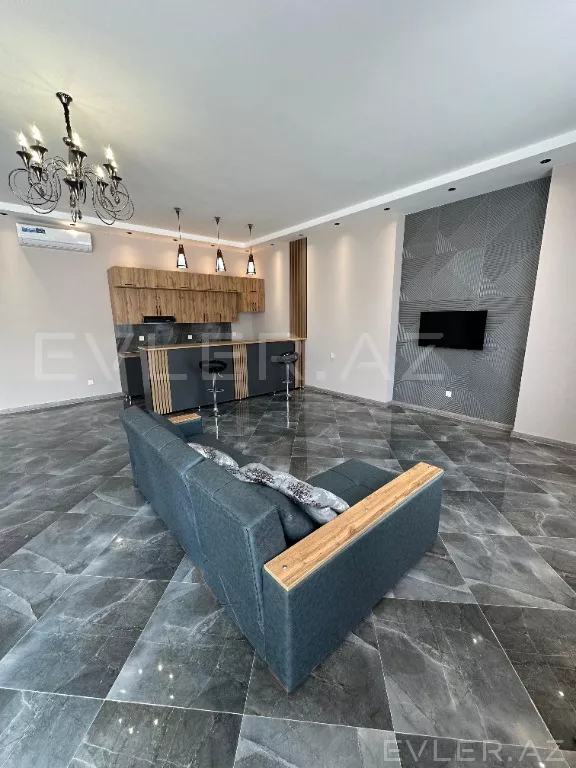 Satılır, həyət evi/villa