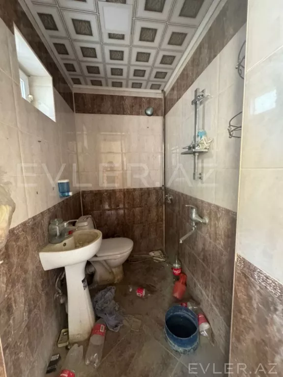 Satılır, həyət evi/villa
