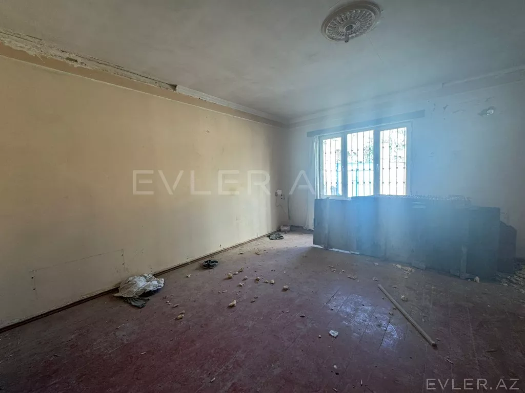 Satılır, həyət evi/villa