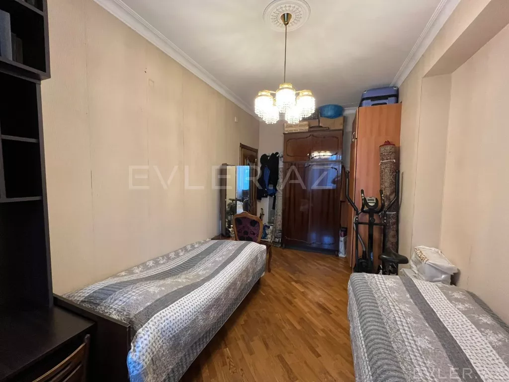 Satılır, yeni tikili