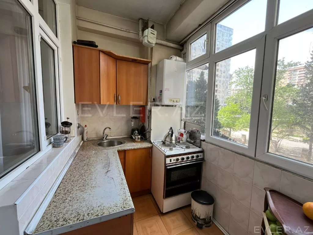 Satılır, yeni tikili