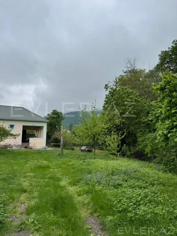 Günlük, bağ evi