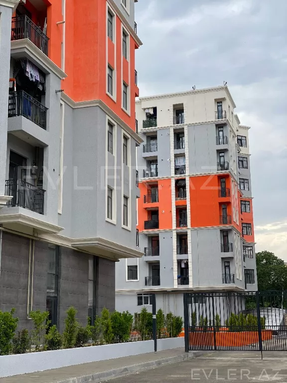 Satılır, yeni tikili